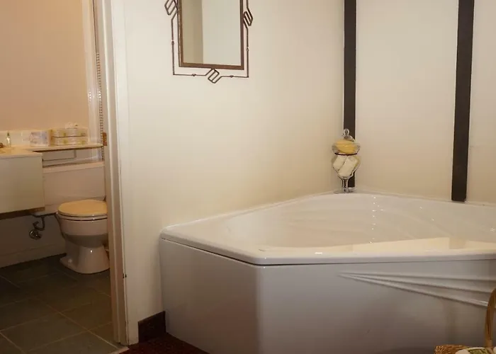 Deluxe Junior Suite